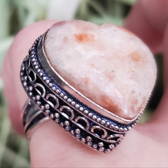 New Heart Shaped Sunstone 925 Silver Ring. - Picture 13 of 16